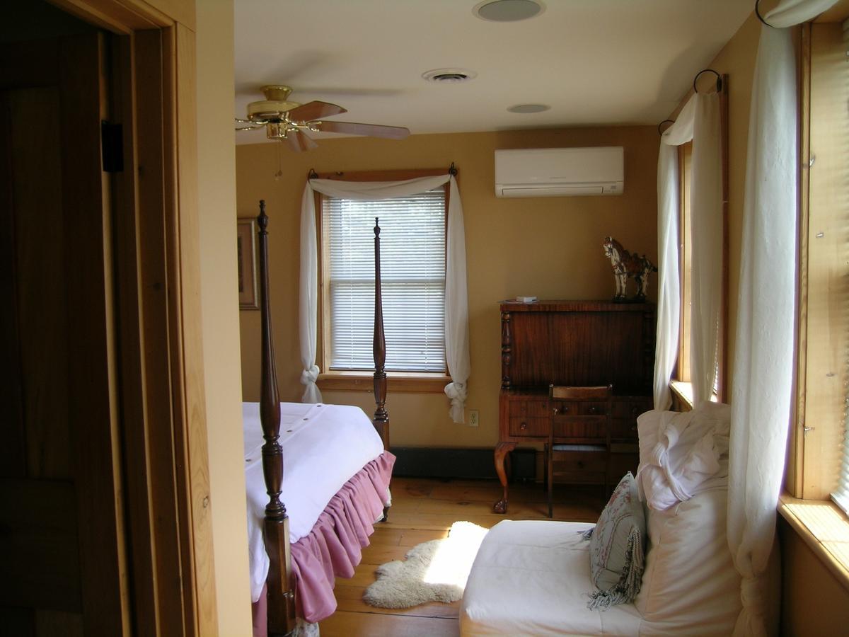 Campbellford Emilyville Inn מראה חיצוני תמונה