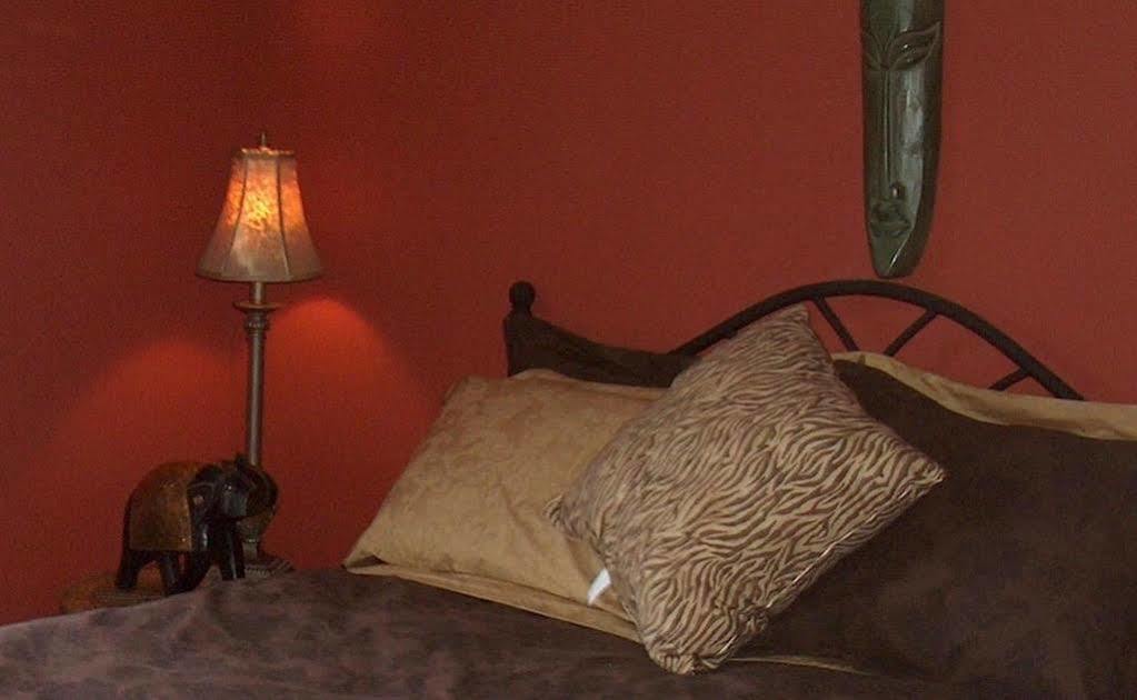 Campbellford Emilyville Inn מראה חיצוני תמונה